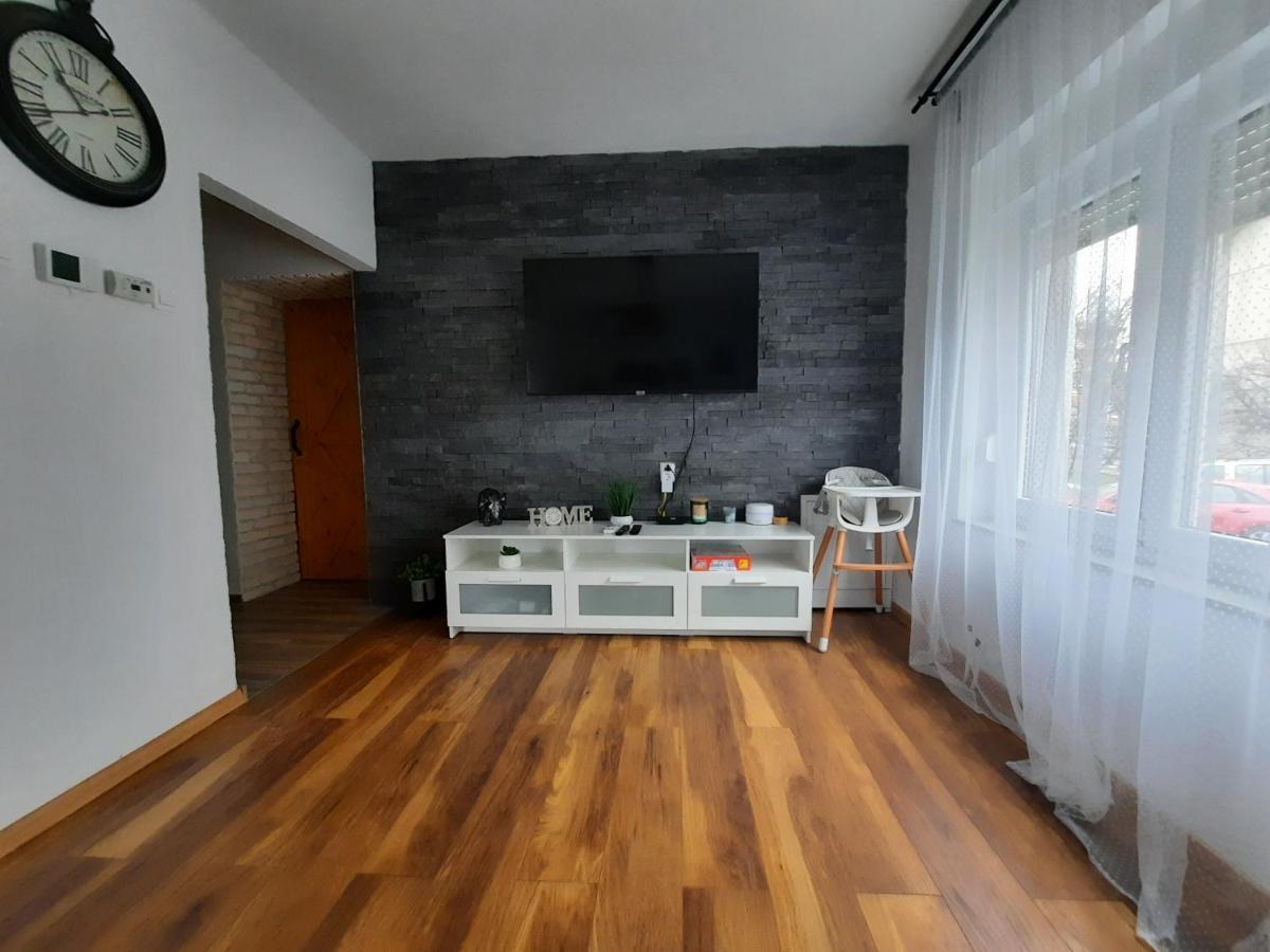 Apartman Twins Self Check In & Self Check Out Otočac Εξωτερικό φωτογραφία