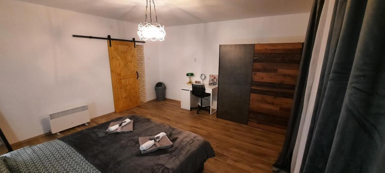 Apartman Twins Self Check In & Self Check Out Otočac Εξωτερικό φωτογραφία
