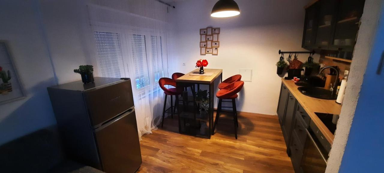 Apartman Twins Self Check In & Self Check Out Otočac Εξωτερικό φωτογραφία