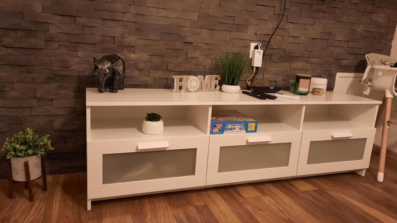 Apartman Twins Self Check In & Self Check Out Otočac Εξωτερικό φωτογραφία