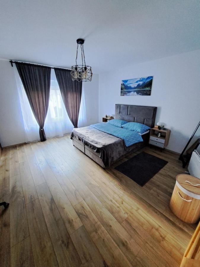 Apartman Twins Self Check In & Self Check Out Otočac Εξωτερικό φωτογραφία